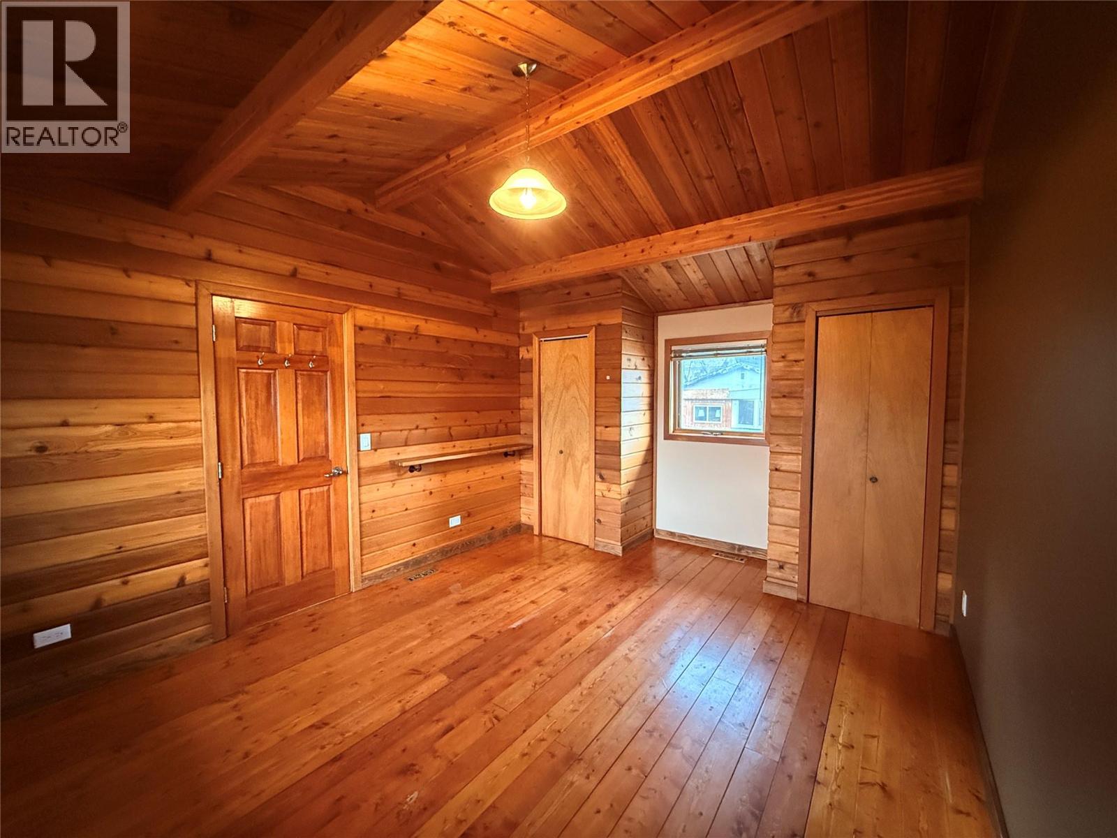 9209 Wallis Avenue, Wilmer, British Columbia  V0A 1K5 - Photo 14 - 10371227