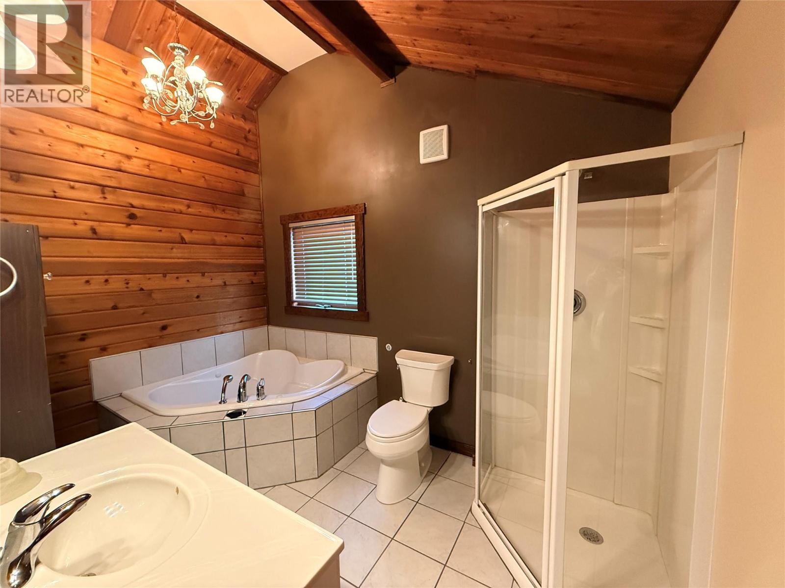 9209 Wallis Avenue, Wilmer, British Columbia  V0A 1K5 - Photo 15 - 10371227