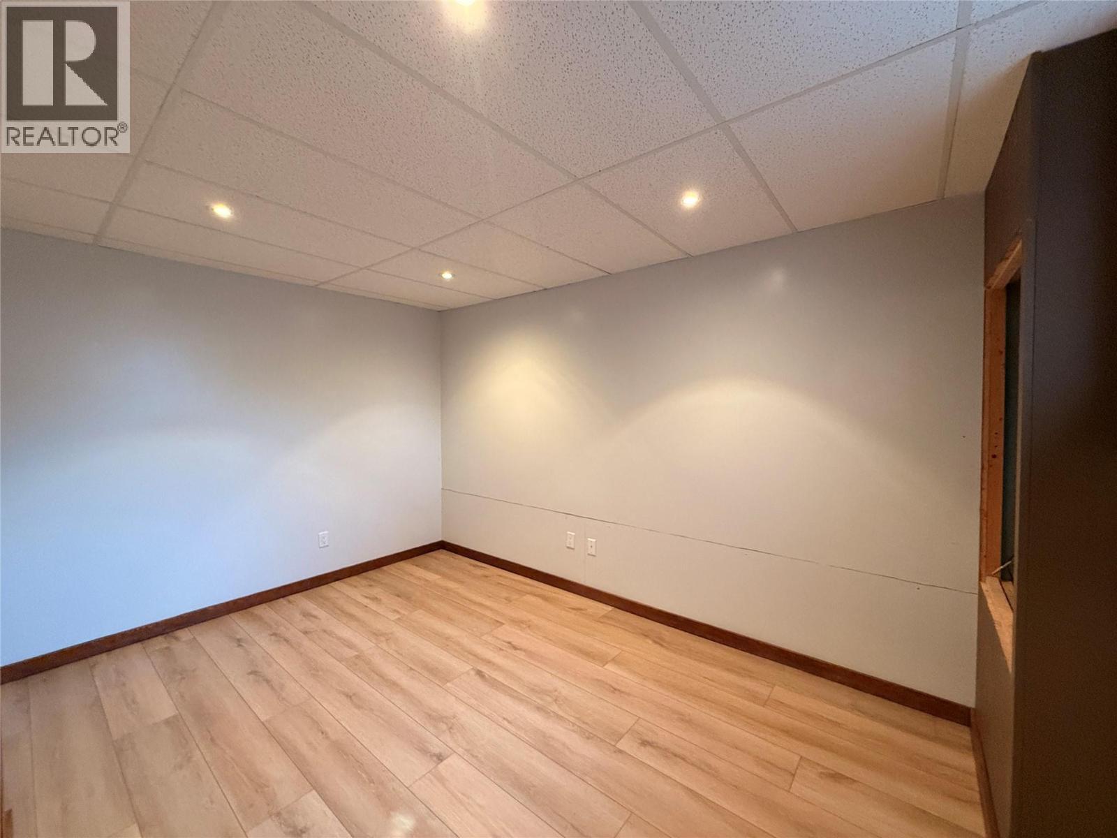 9209 Wallis Avenue, Wilmer, British Columbia  V0A 1K5 - Photo 17 - 10371227