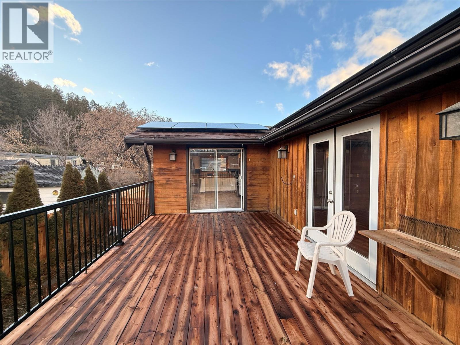 9209 Wallis Avenue, Wilmer, British Columbia  V0A 1K5 - Photo 30 - 10371227