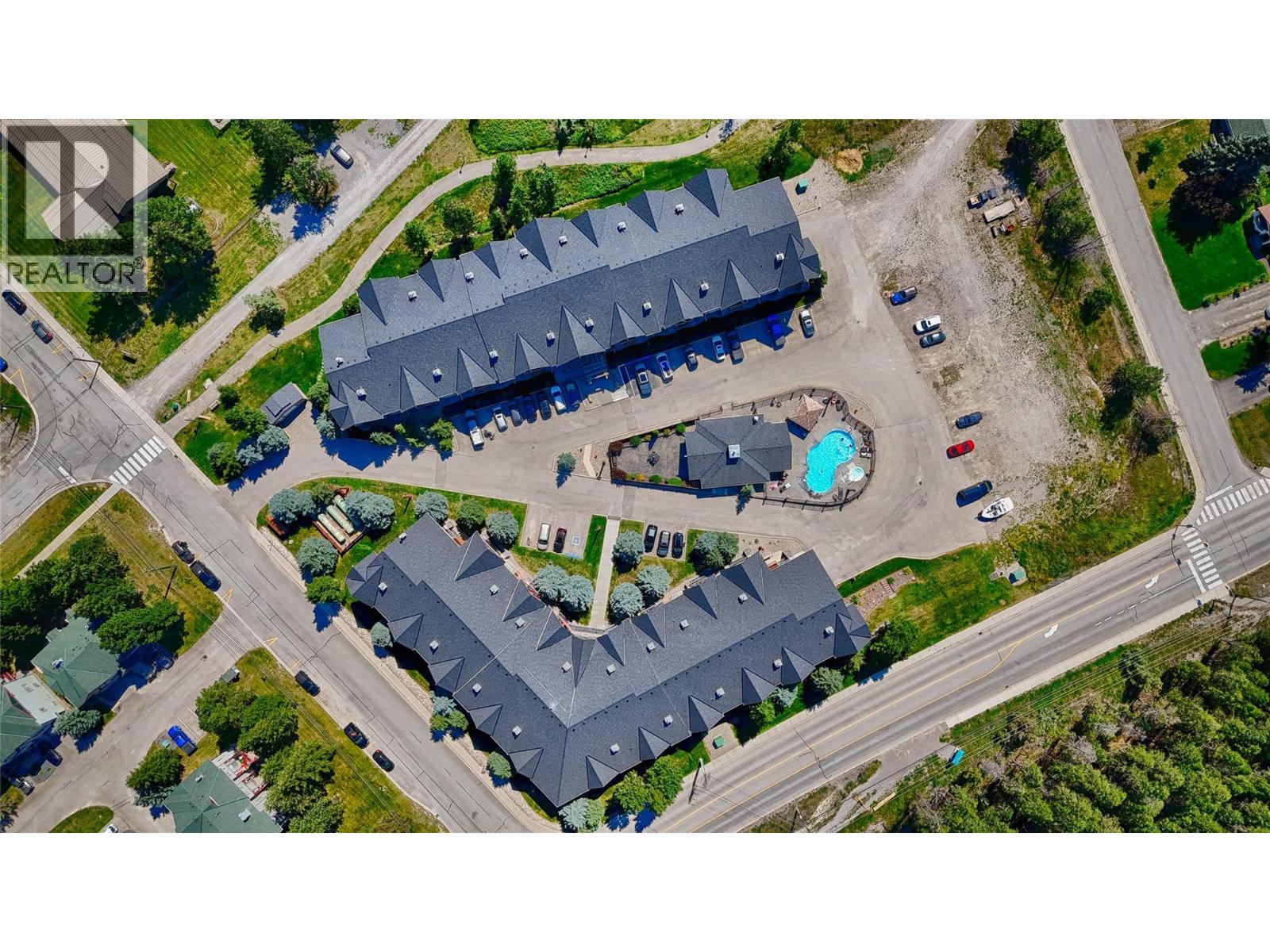 7495 Columbia Avenue Unit# 2113, Radium Hot Springs, British Columbia  V0A 1M0 - Photo 23 - 10371423