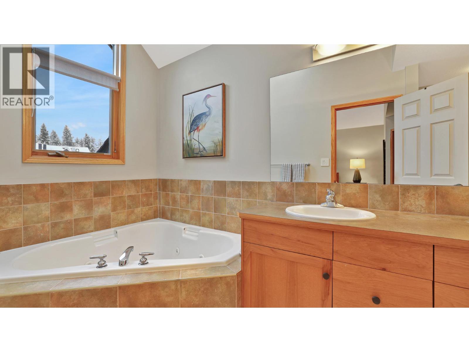 835 Lakeview Drive Unit# 32, Windermere, British Columbia  V0A 1K3 - Photo 13 - 10371505