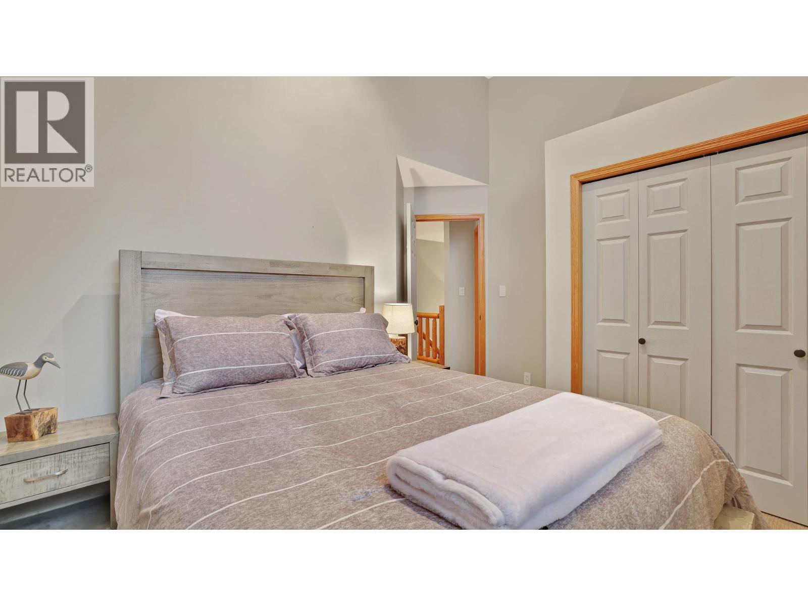 835 Lakeview Drive Unit# 32, Windermere, British Columbia  V0A 1K3 - Photo 21 - 10371505