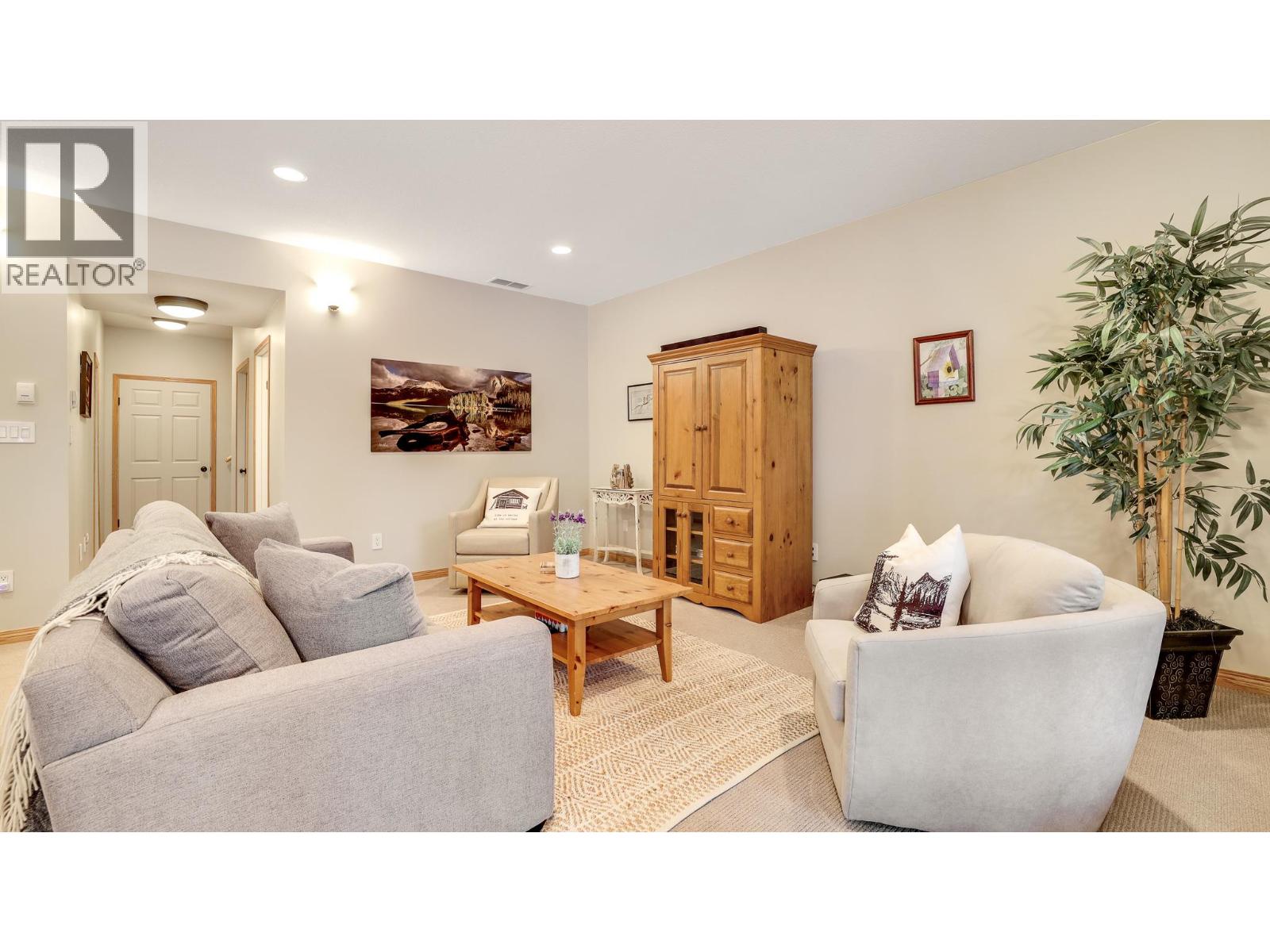 835 Lakeview Drive Unit# 32, Windermere, British Columbia  V0A 1K3 - Photo 23 - 10371505