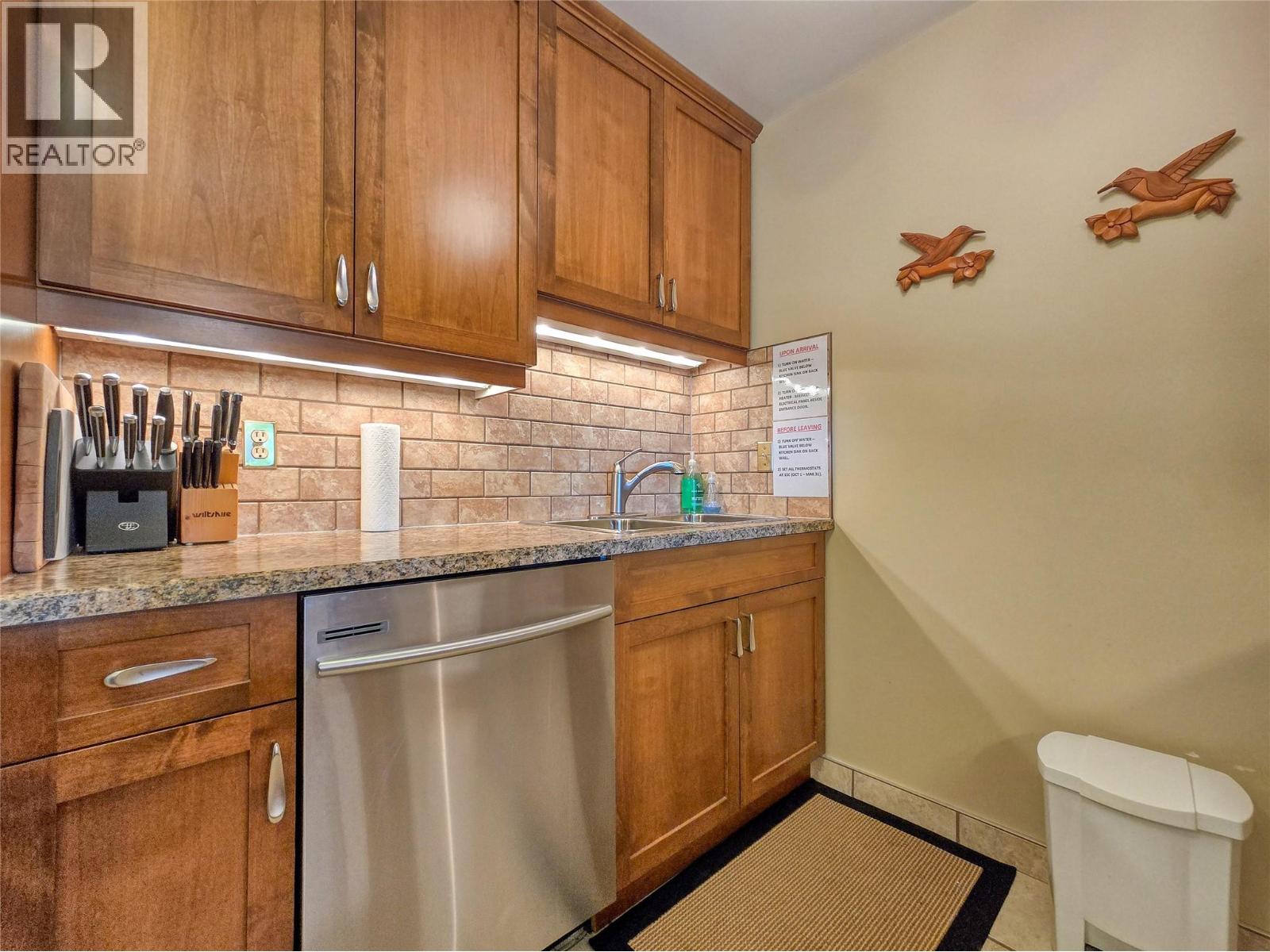 8040 Radium Golf Course Road Unit# 7, Radium Hot Springs, British Columbia  V0A 1M0 - Photo 14 - 10371663