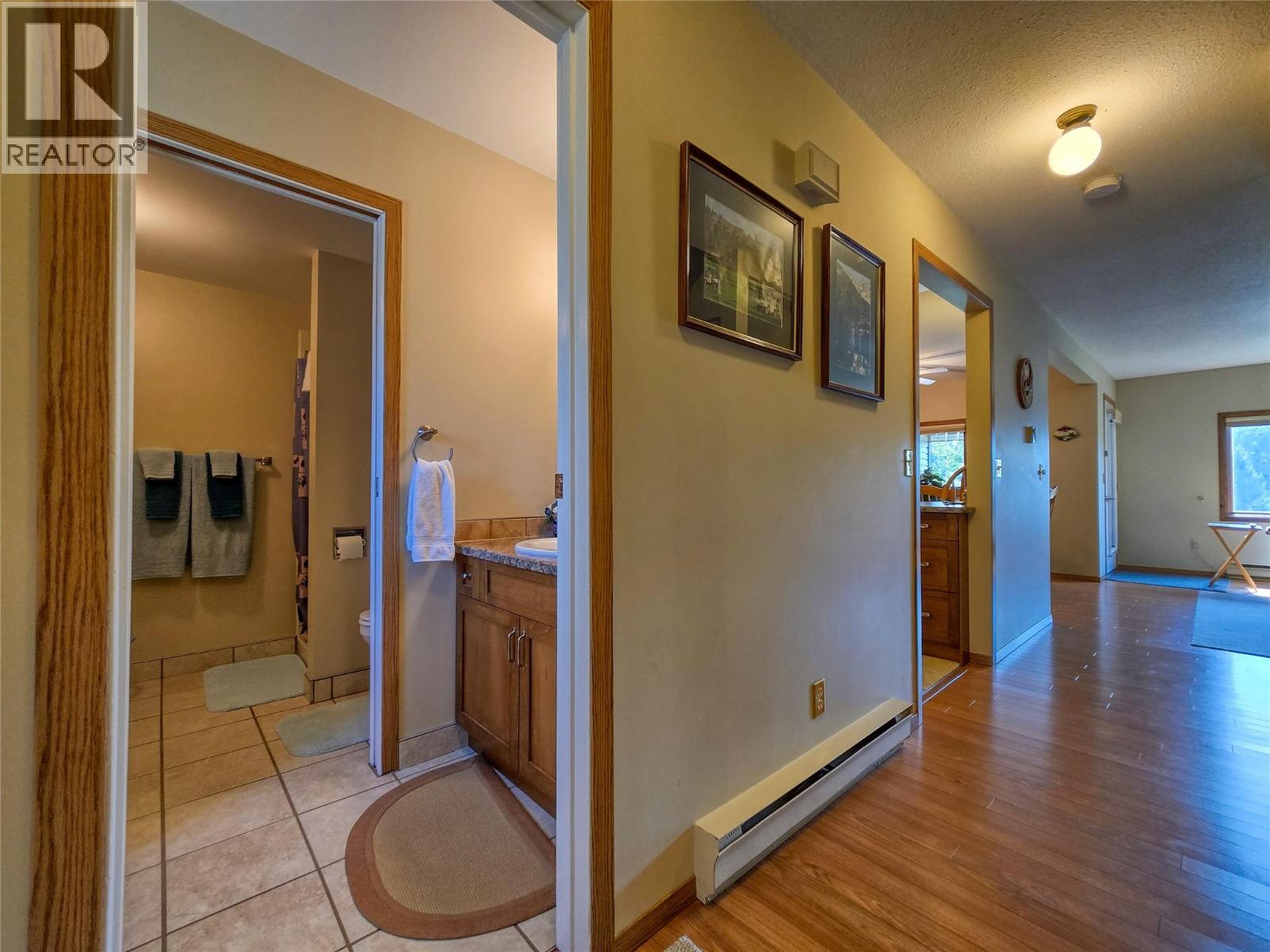 8040 Radium Golf Course Road Unit# 7, Radium Hot Springs, British Columbia  V0A 1M0 - Photo 9 - 10371663