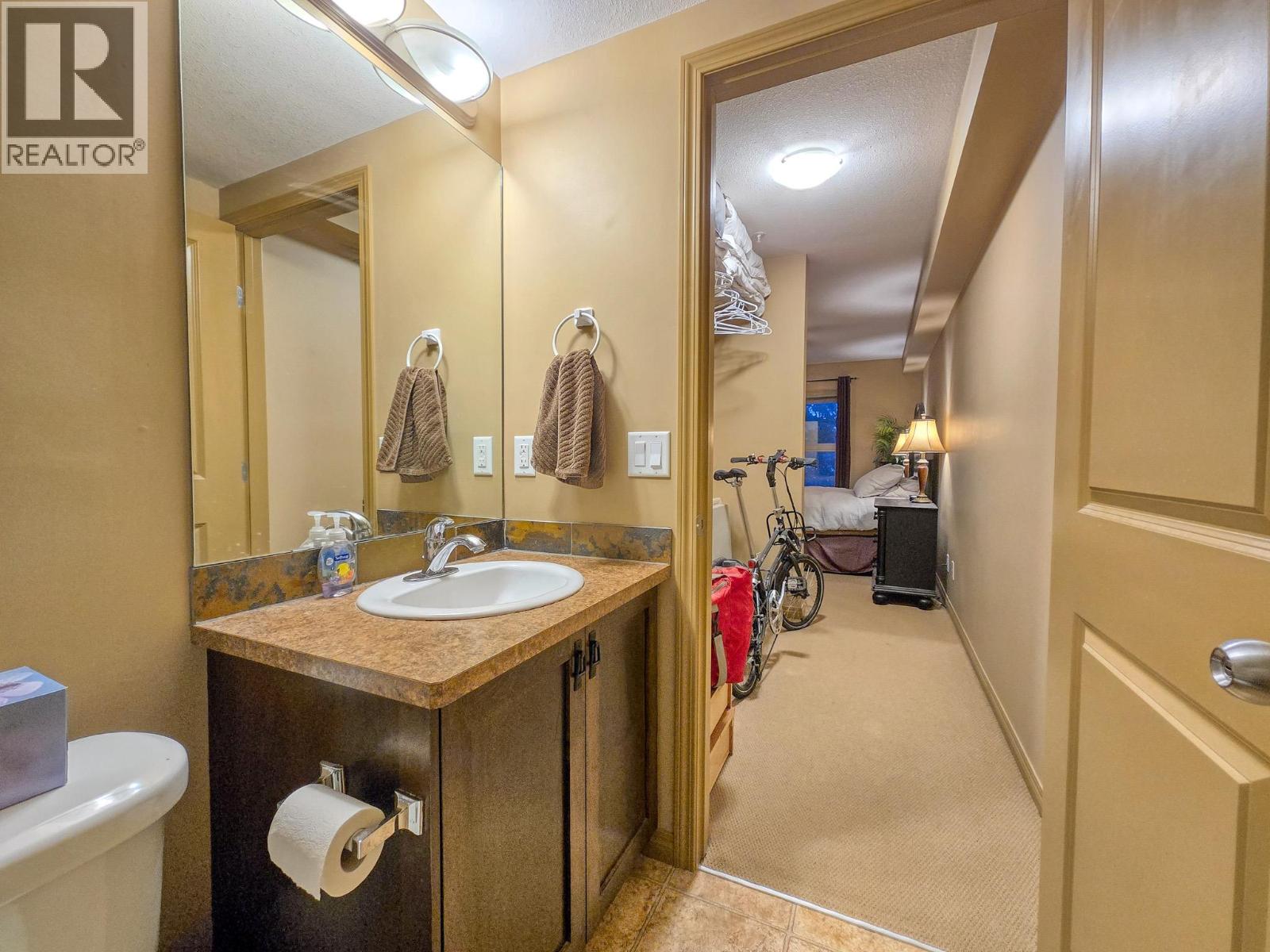 4874 Stanley Street Unit# 2210, Radium Hot Springs, British Columbia  V0A 1M0 - Photo 34 - 10371188