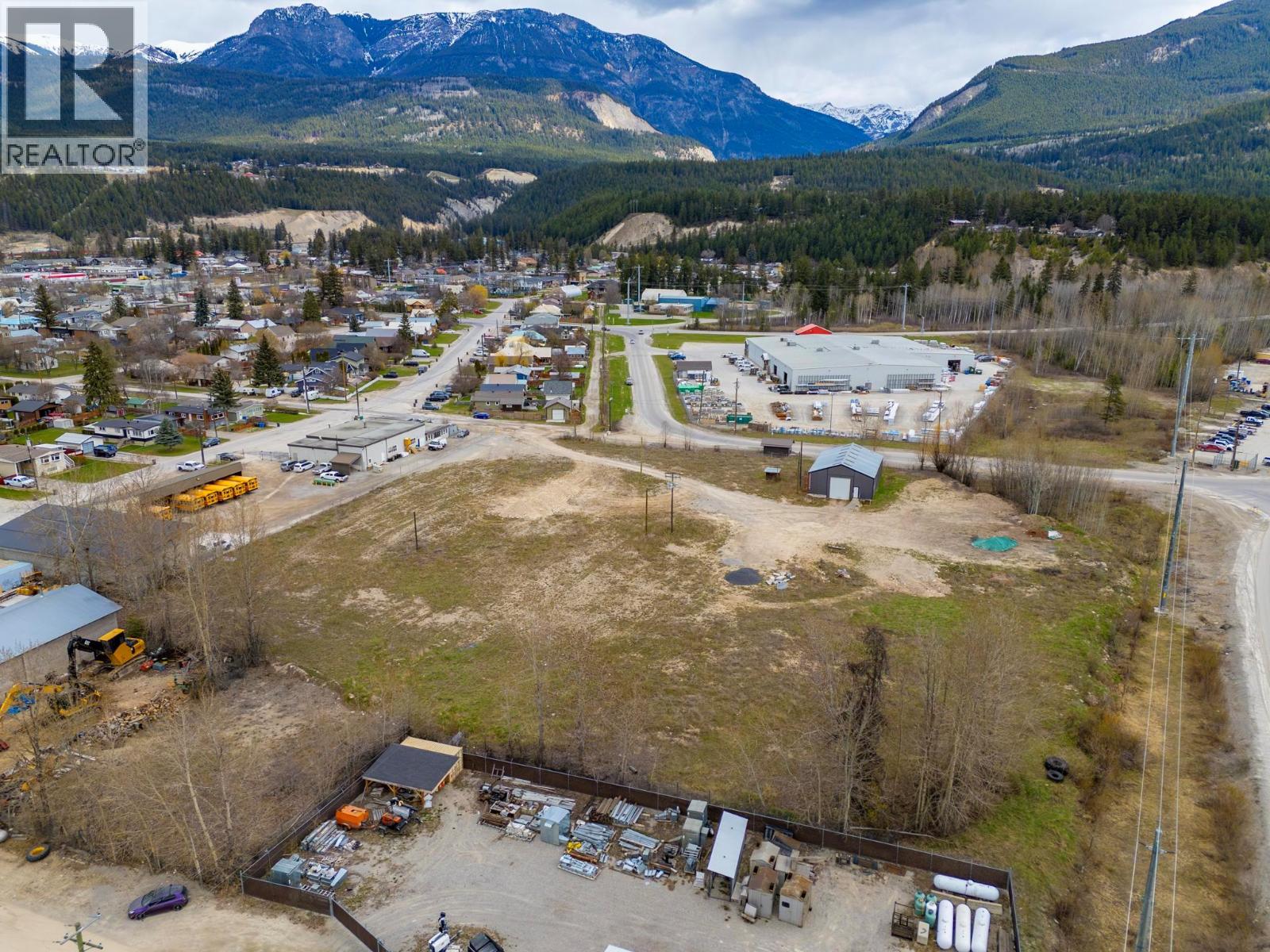 1421 9th Avenue S, Golden, British Columbia  V0A 1H0 - Photo 11 - 10371699