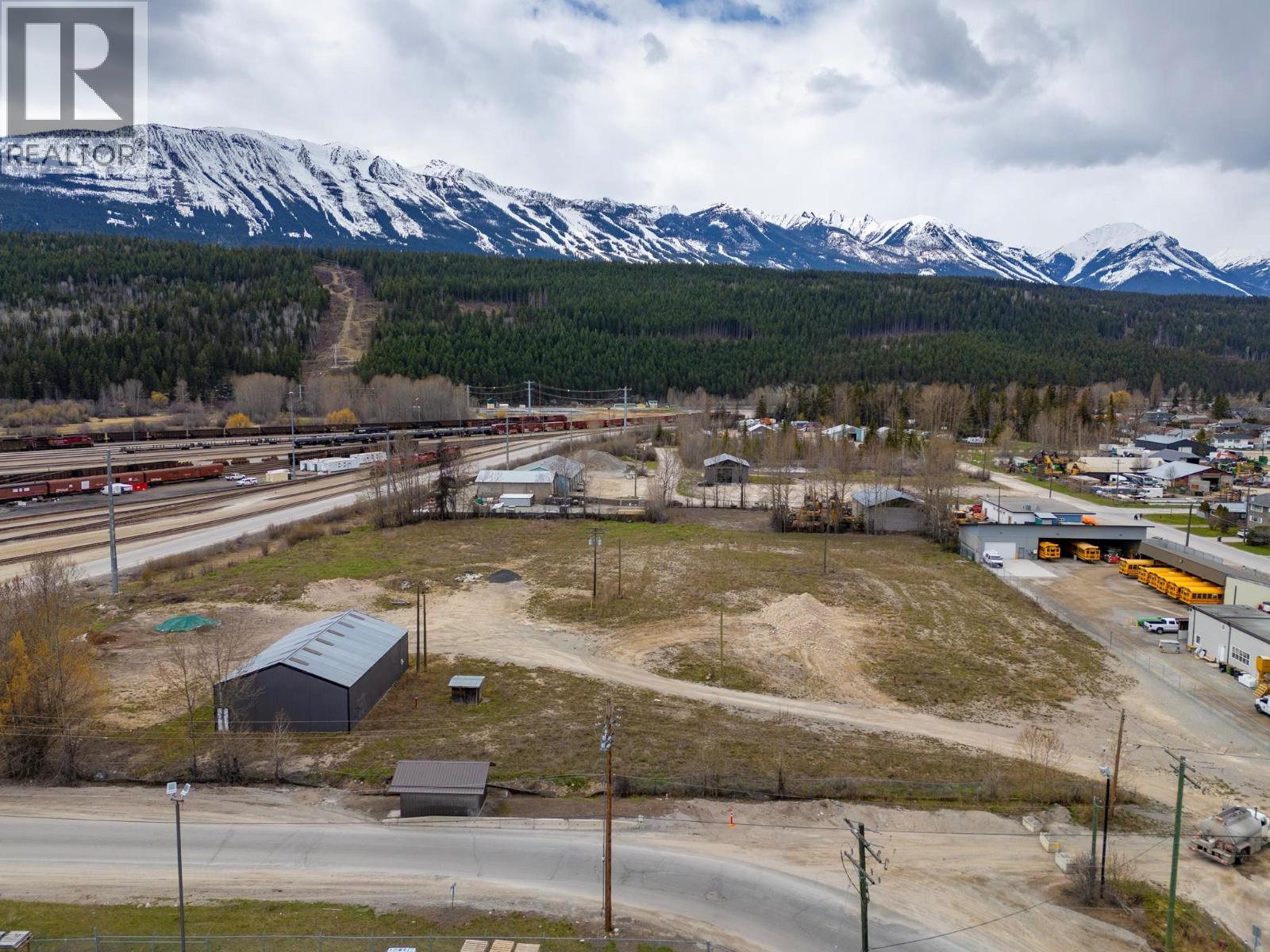 1421 9th Avenue S, Golden, British Columbia  V0A 1H0 - Photo 5 - 10371699