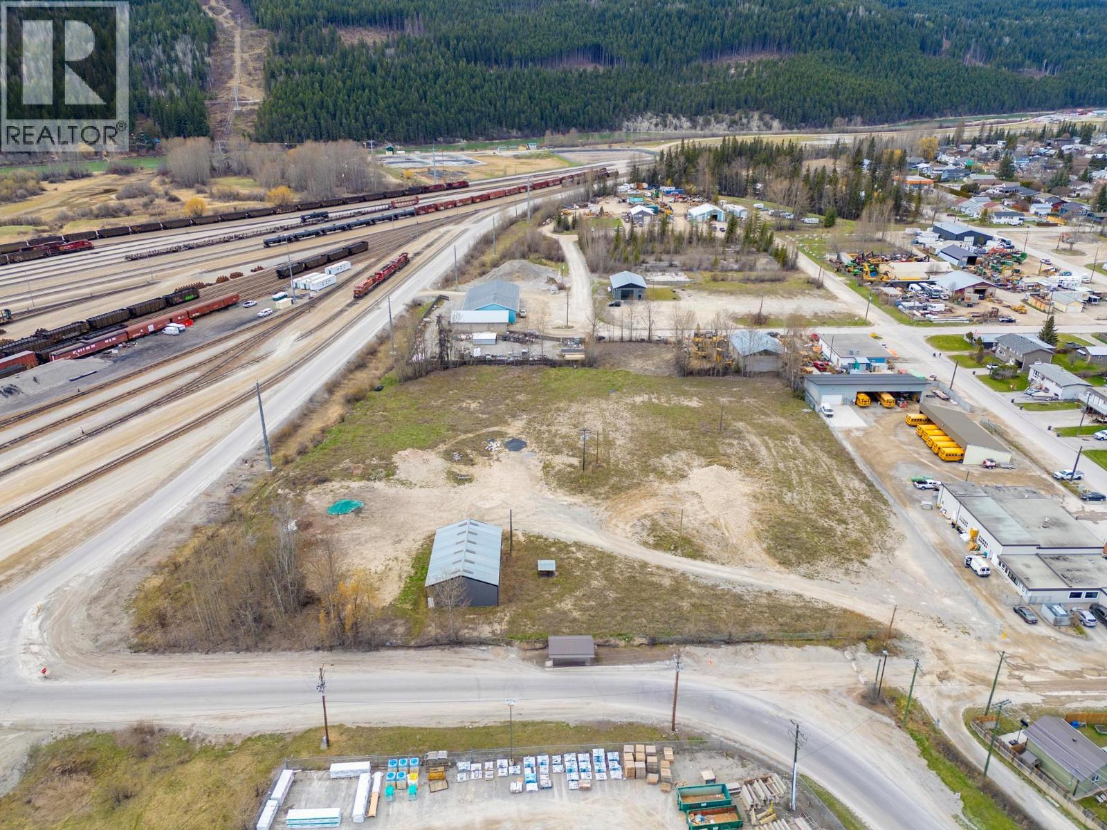 1421 9th Avenue S, Golden, British Columbia  V0A 1H0 - Photo 8 - 10371699