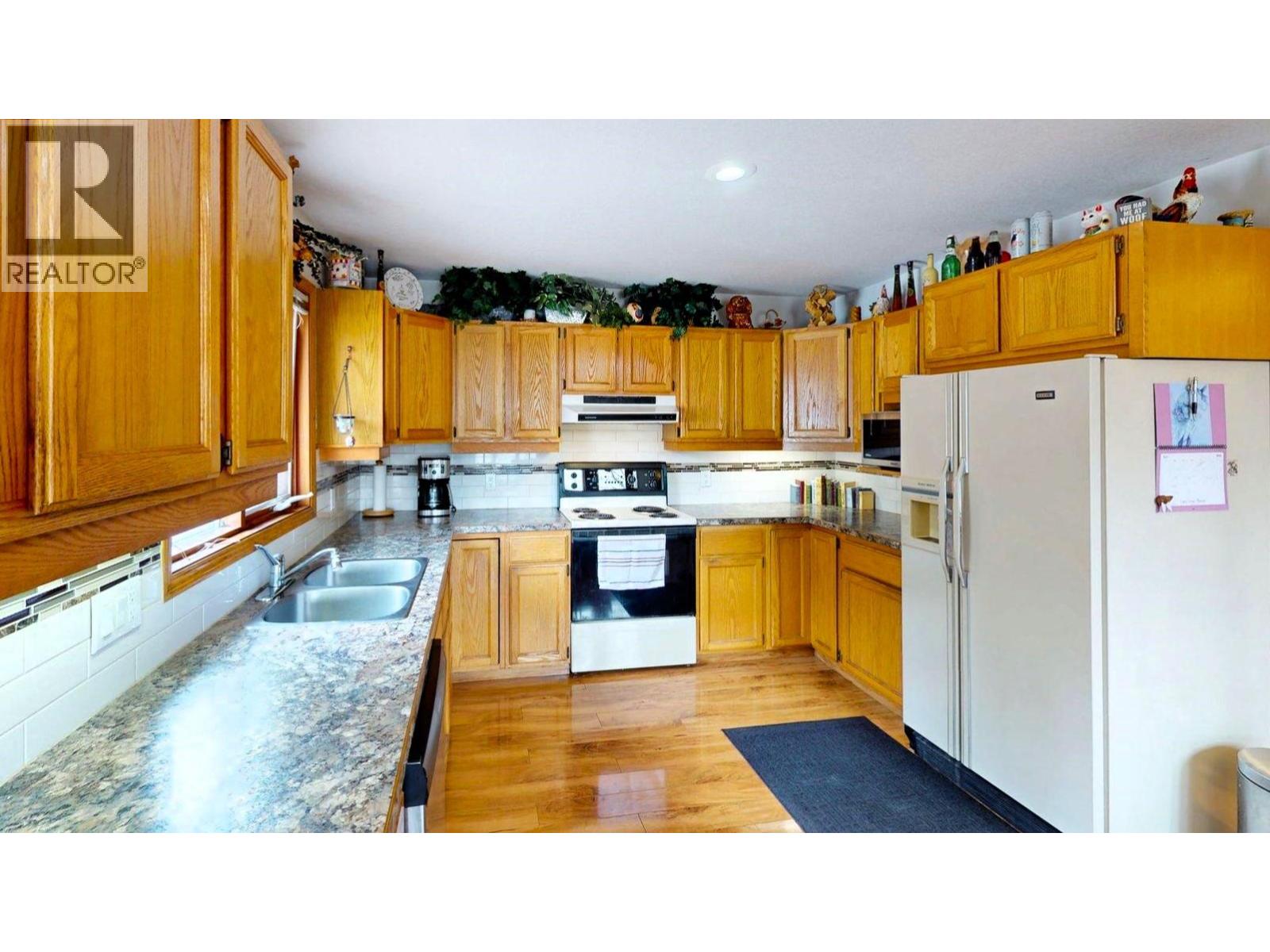 7319 Glacier Drive, Radium Hot Springs, British Columbia  V0A 1M0 - Photo 13 - 10371654