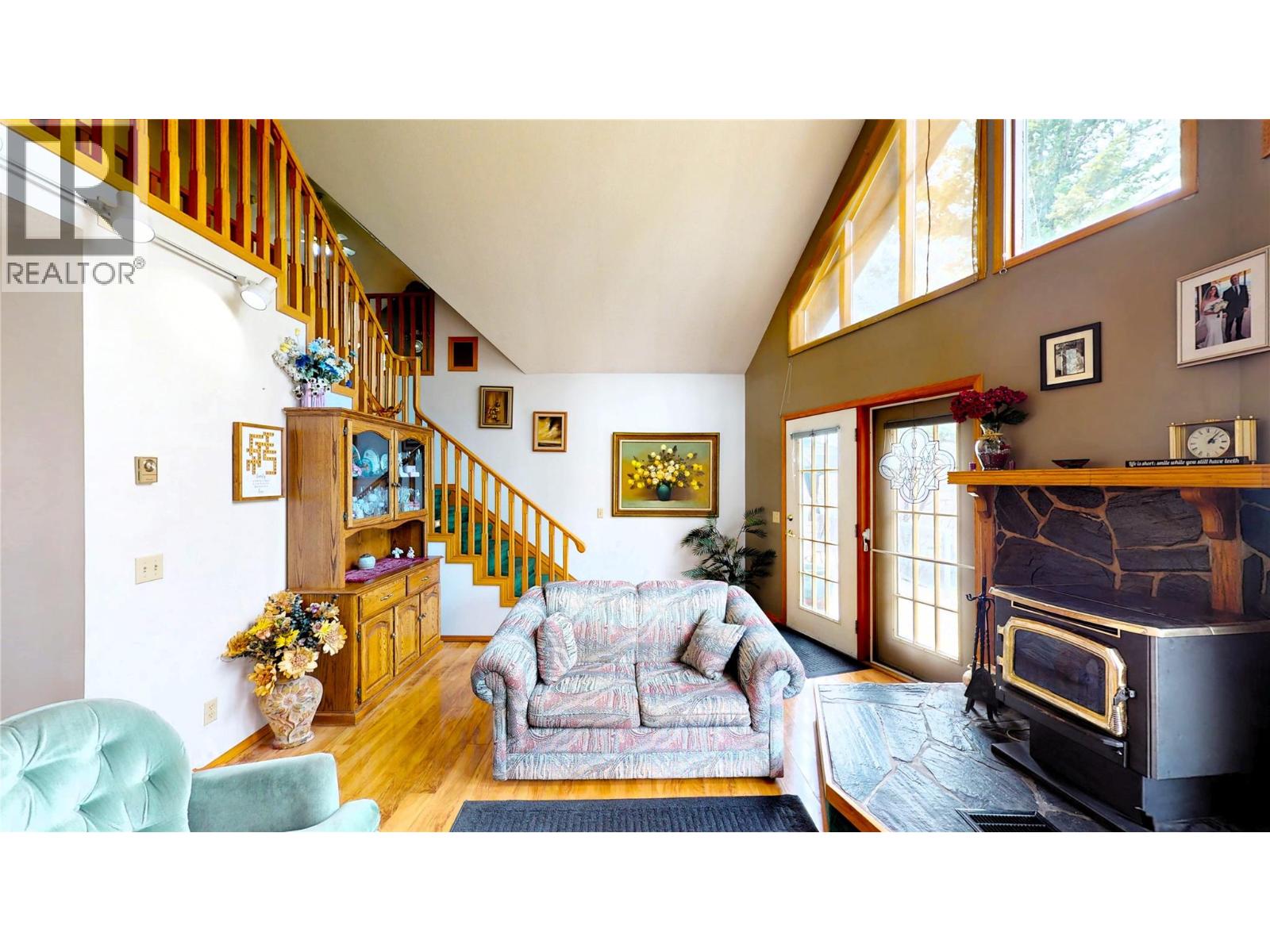 7319 Glacier Drive, Radium Hot Springs, British Columbia  V0A 1M0 - Photo 5 - 10371654