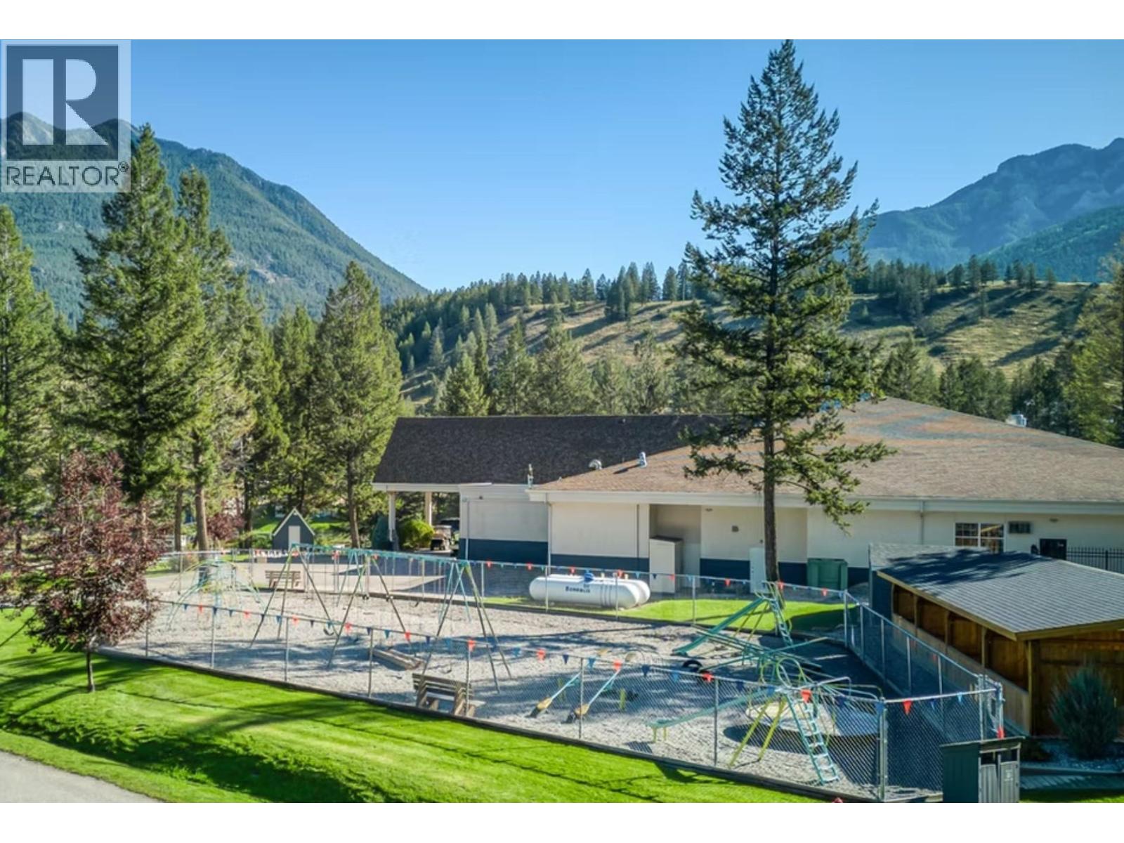 7319 Glacier Drive, Radium Hot Springs, British Columbia  V0A 1M0 - Photo 84 - 10371654