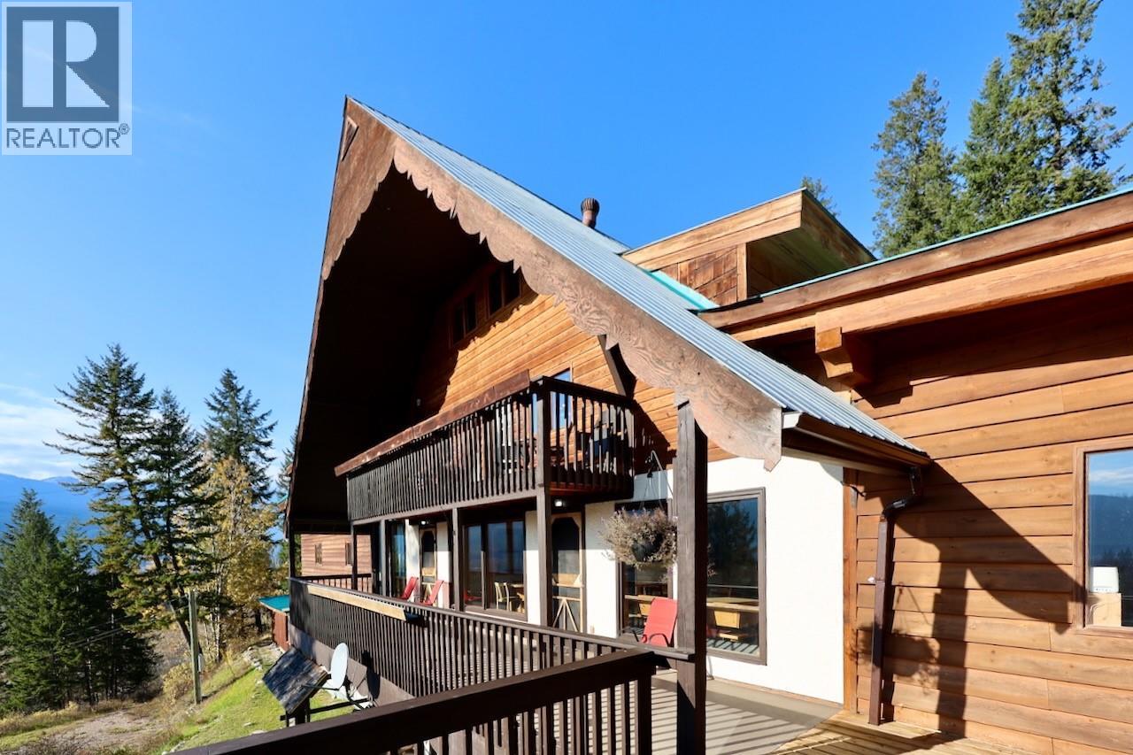 3483 Highway 95, Parson, British Columbia  V0A 1L0 - Photo 10 - 10371722