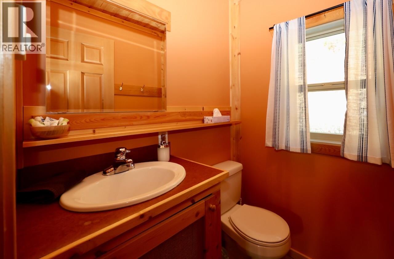 3483 Highway 95, Parson, British Columbia  V0A 1L0 - Photo 36 - 10371722