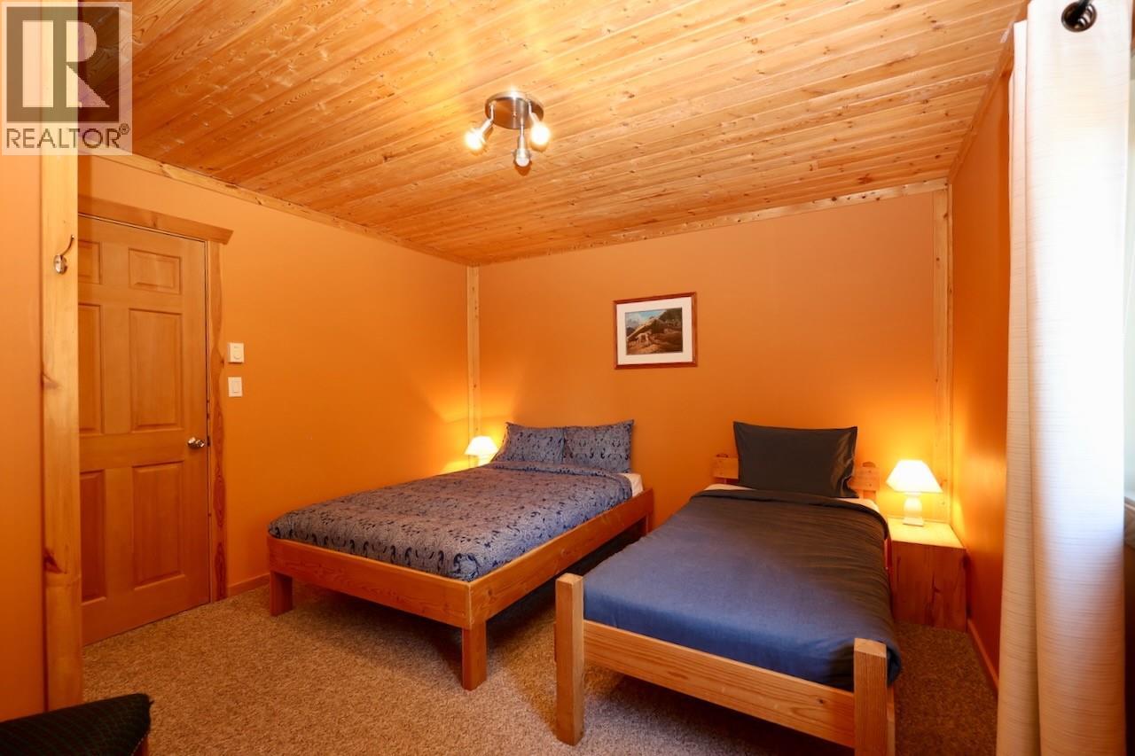 3483 Highway 95, Parson, British Columbia  V0A 1L0 - Photo 37 - 10371722