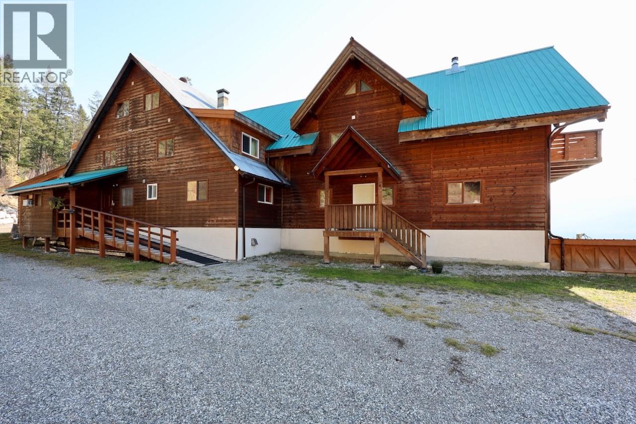 3483 Highway 95, Parson, British Columbia  V0A 1L0 - Photo 8 - 10371722