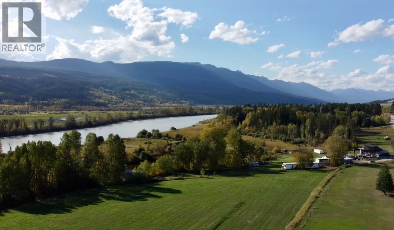 3483 Highway 95, Parson, British Columbia  V0A 1L0 - Photo 6 - 10371713