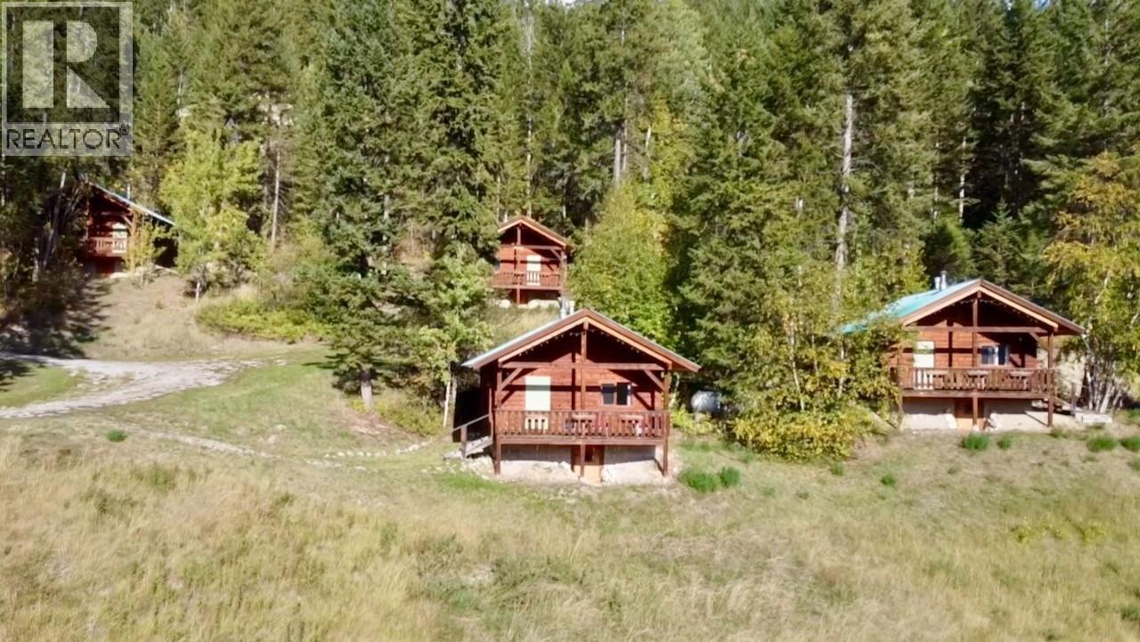 3483 Highway 95, Parson, British Columbia  V0A 1L0 - Photo 82 - 10371713