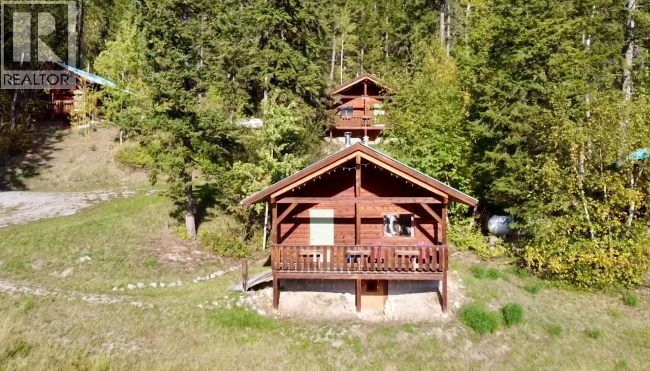 3483 Highway 95, Parson, British Columbia  V0A 1L0 - Photo 83 - 10371713