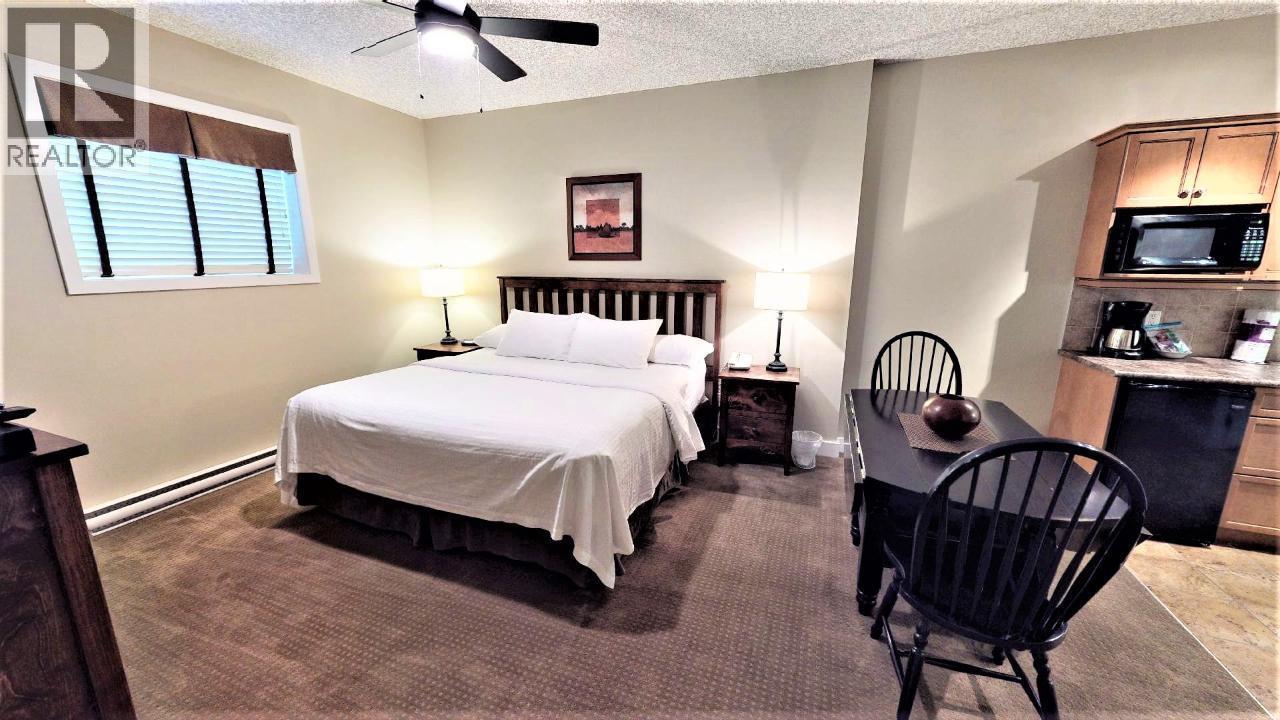 400 Bighorn Boulevard Unit# 416 D, Radium Hot Springs, British Columbia  V0A 1M0 - Photo 27 - 10371616