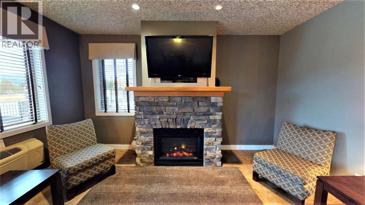 400 Bighorn Boulevard Unit# 416 D, Radium Hot Springs, British Columbia  V0A 1M0 - Photo 4 - 10371616