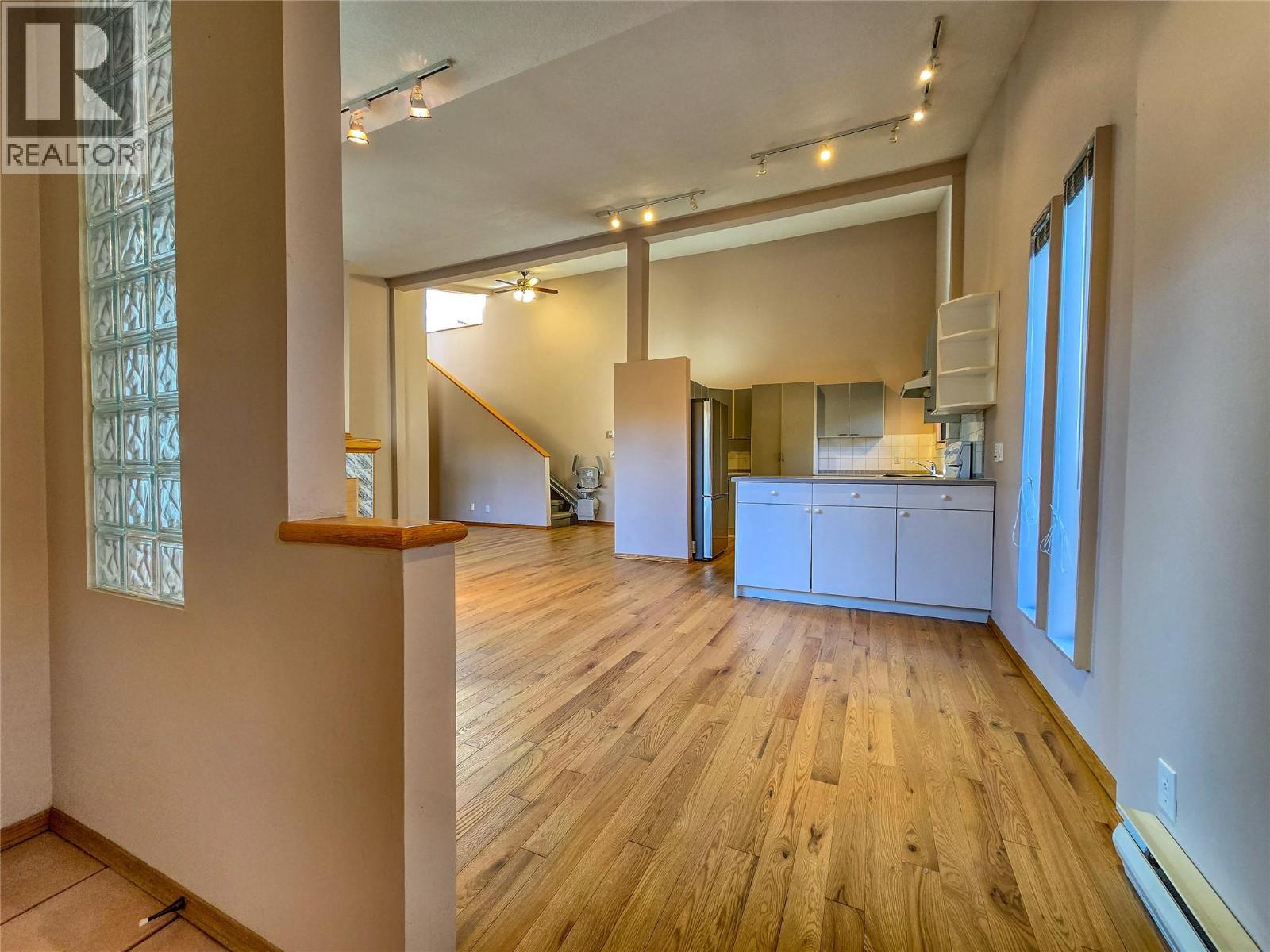 402 12th Avenue, Invermere, British Columbia  V0A 1K0 - Photo 15 - 10371907