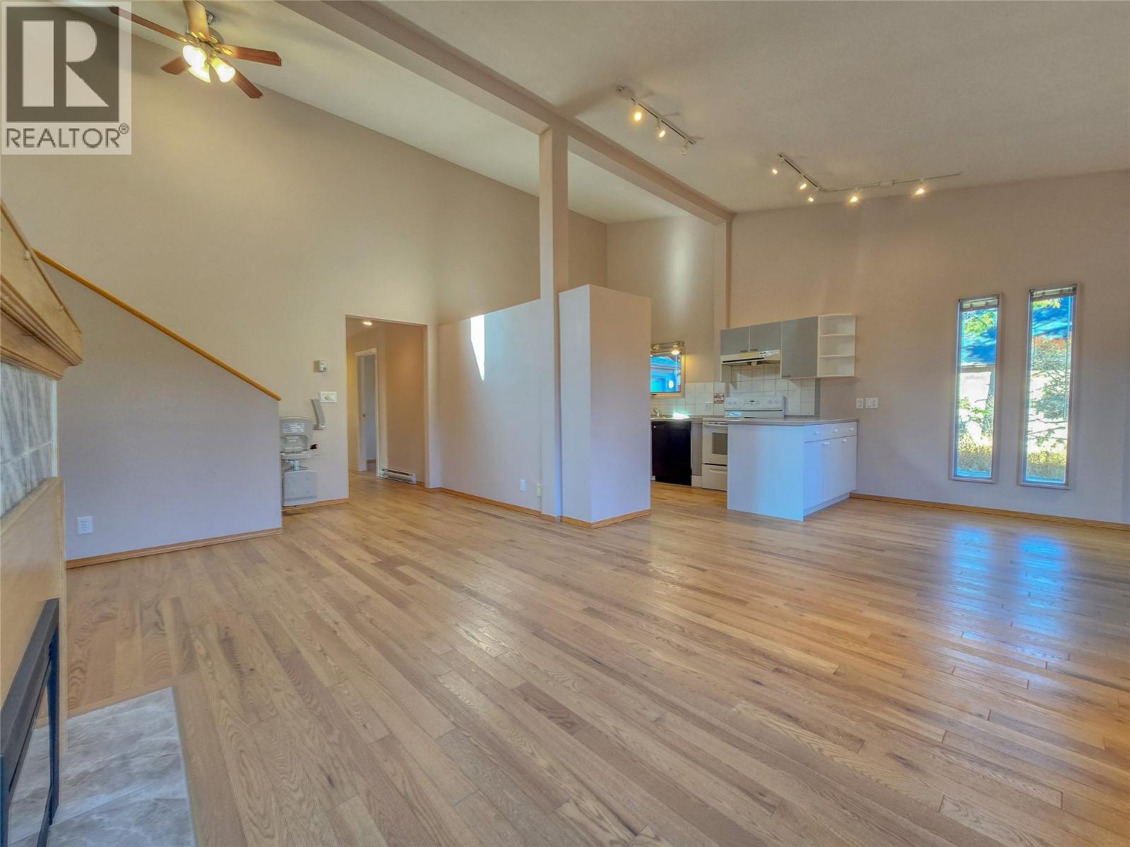 402 12th Avenue, Invermere, British Columbia  V0A 1K0 - Photo 18 - 10371907