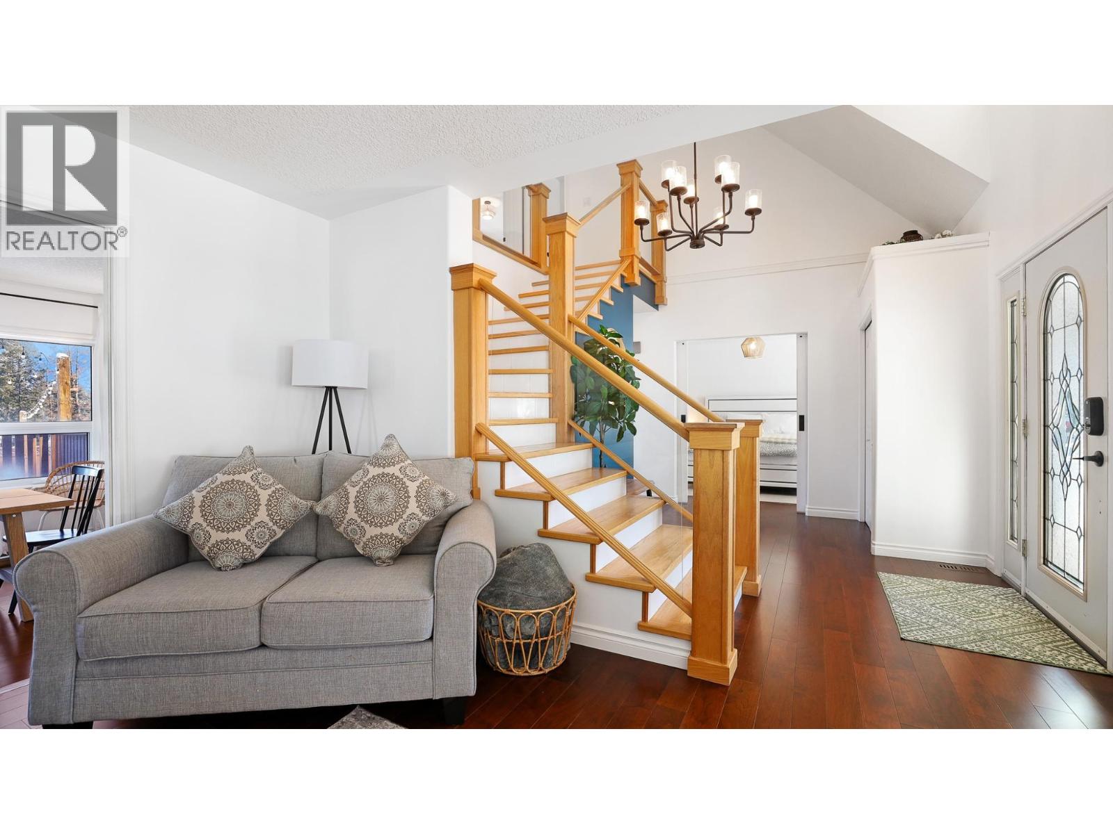 945 Westridge Way, Invermere, British Columbia  V0A 1K0 - Photo 10 - 10372013