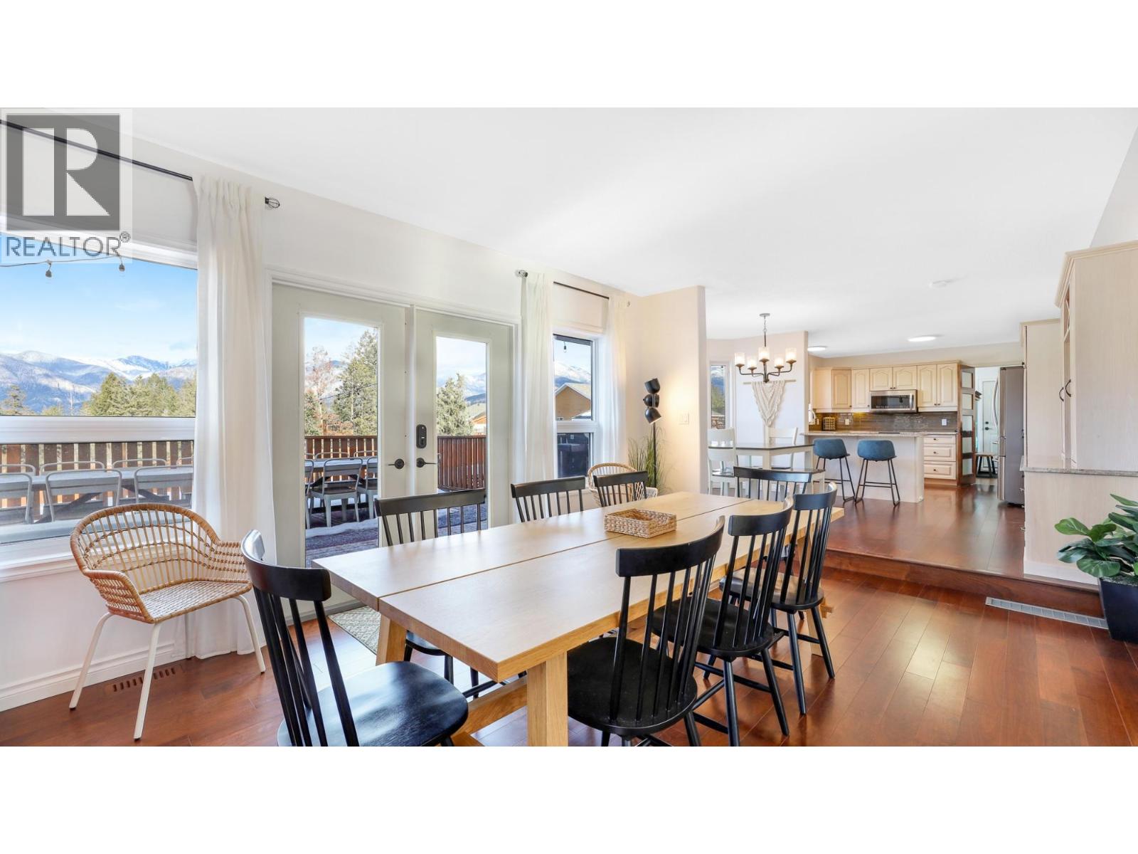 945 Westridge Way, Invermere, British Columbia  V0A 1K0 - Photo 16 - 10372013