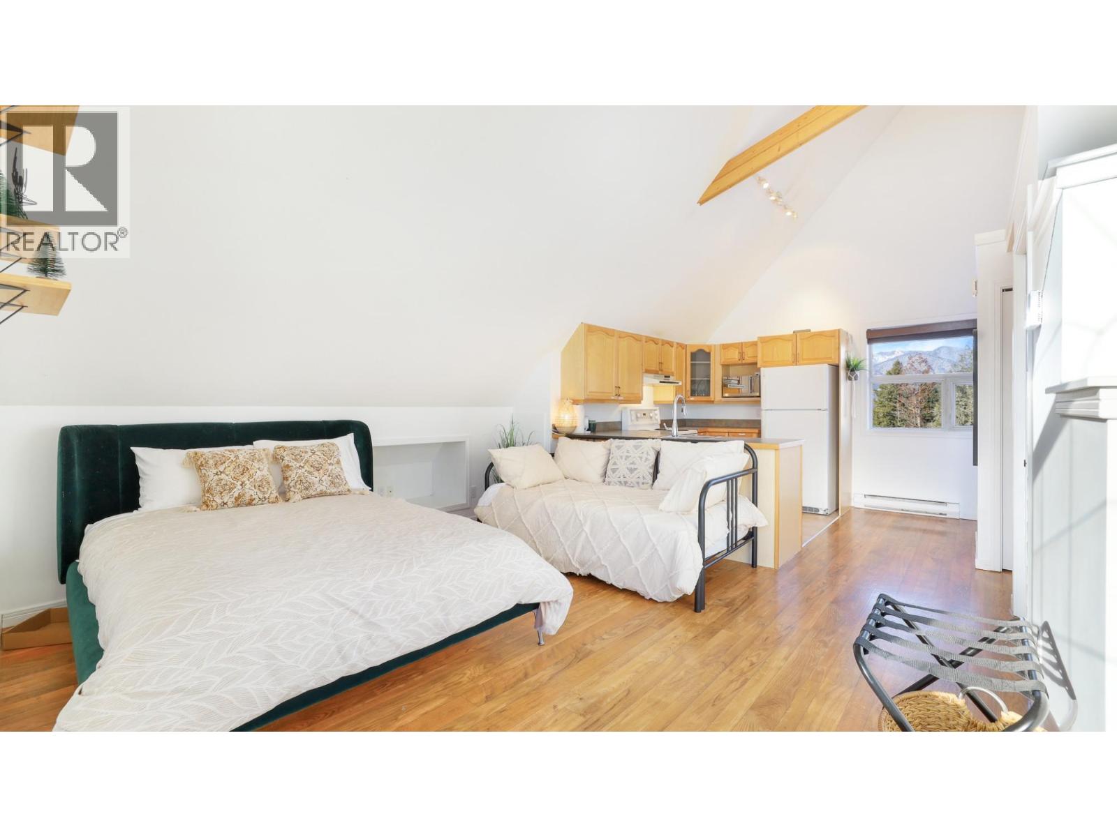 945 Westridge Way, Invermere, British Columbia  V0A 1K0 - Photo 44 - 10372013