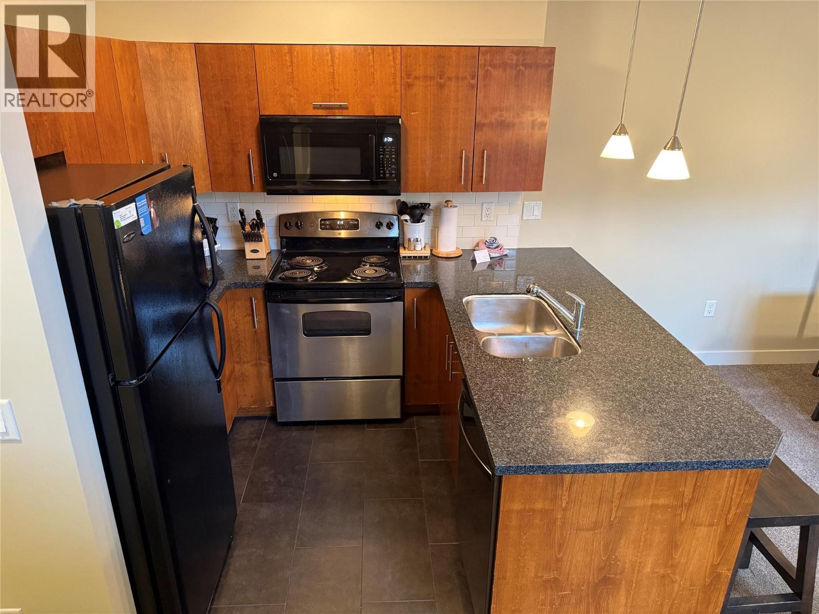 2049 Summit Drive Unit# 123b, Panorama, British Columbia  V0A 1T0 - Photo 12 - 10372348