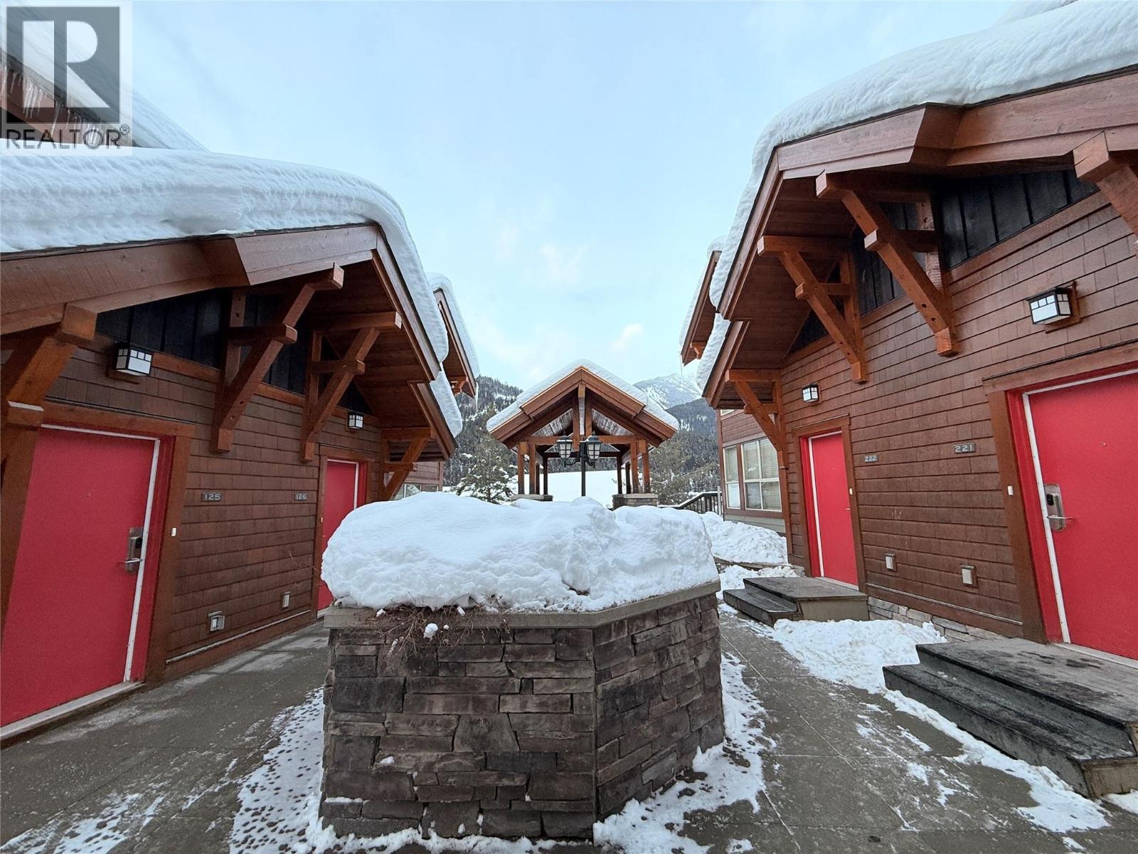 2049 Summit Drive Unit# 123b, Panorama, British Columbia  V0A 1T0 - Photo 42 - 10372348