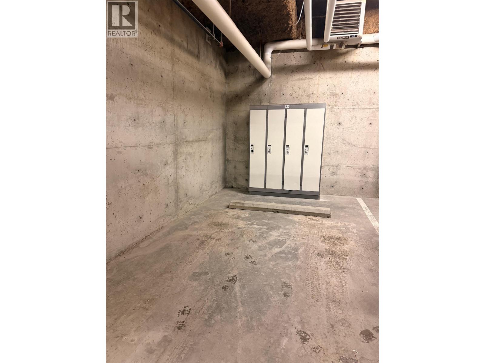 2049 Summit Drive Unit# 123b, Panorama, British Columbia  V0A 1T0 - Photo 48 - 10372348