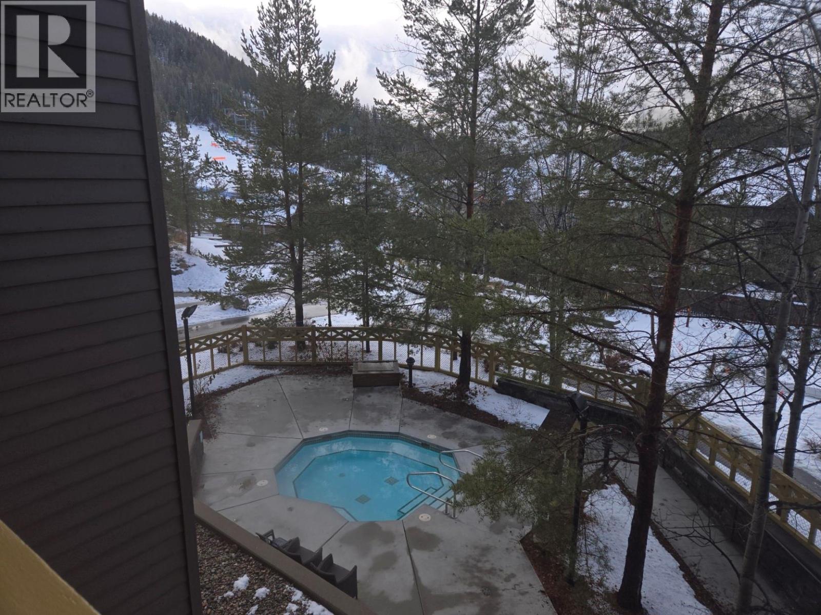 2070 Summit Drive Unit# 303, Panorama, British Columbia  V0A 1T0 - Photo 11 - 10372368