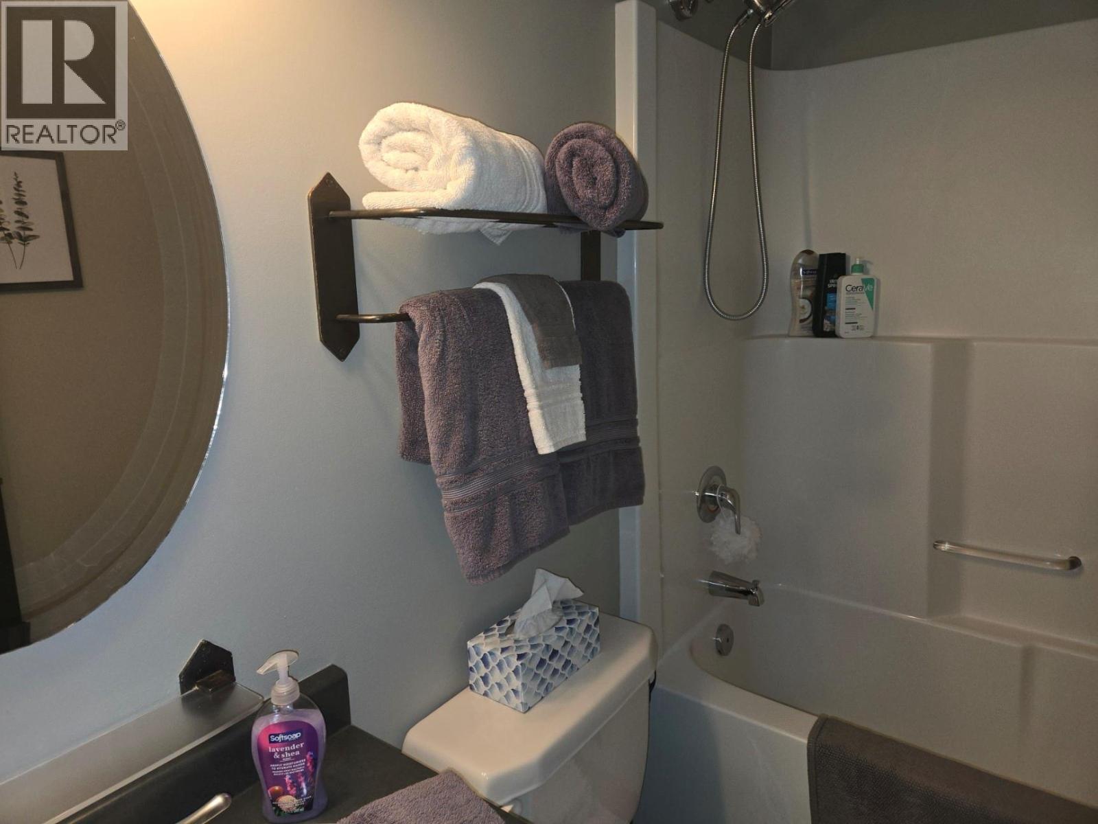 2070 Summit Drive Unit# 303, Panorama, British Columbia  V0A 1T0 - Photo 14 - 10372368