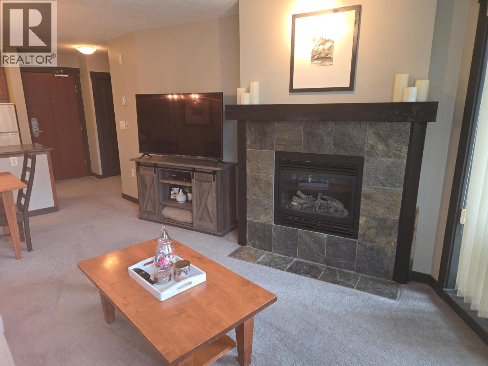 2070 Summit Drive Unit# 303, Panorama, British Columbia  V0A 1T0 - Photo 8 - 10372368