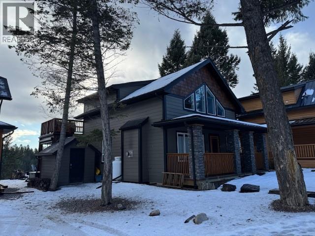 4868 RIVERVIEW Drive Unit# 40, Edgewater, British Columbia