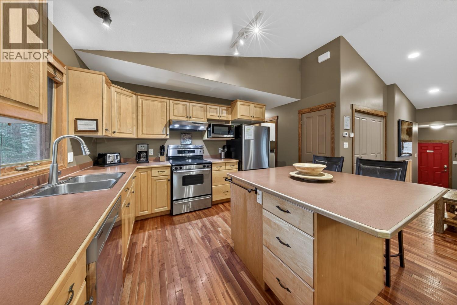 860 Timbermont Road, Invermere, British Columbia  V0A 1K3 - Photo 20 - 10372589