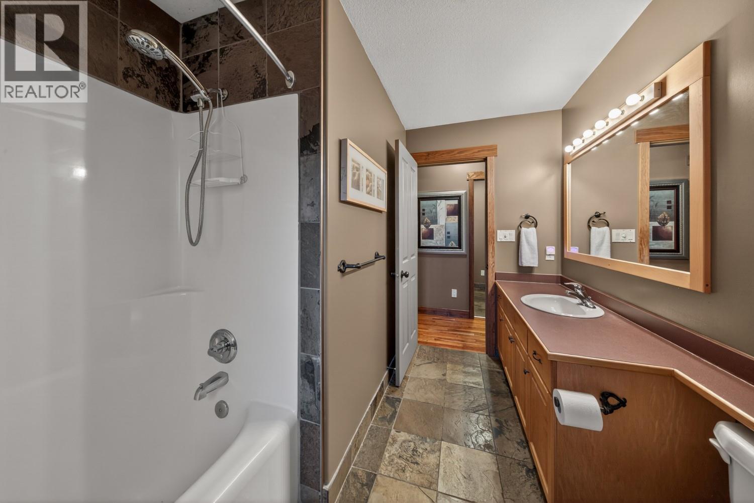 860 Timbermont Road, Invermere, British Columbia  V0A 1K3 - Photo 36 - 10372589