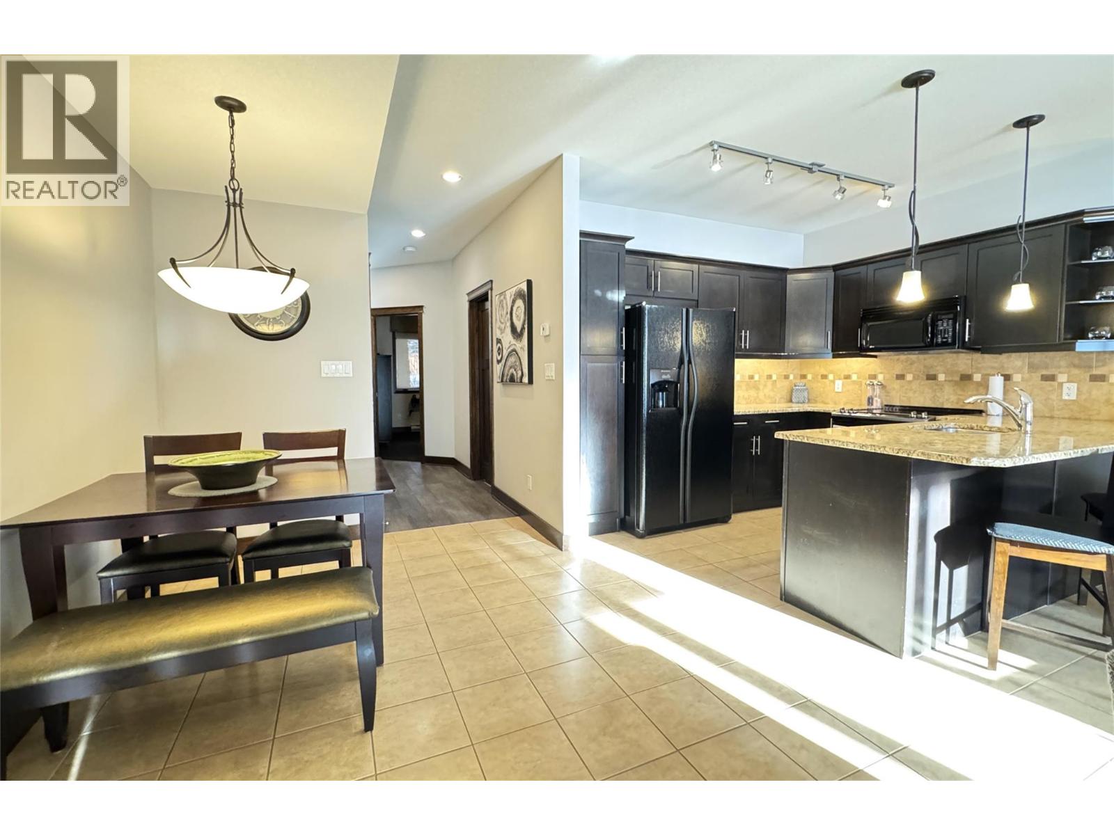 800 Bighorn Boulevard Unit# 812g, Radium Hot Springs, British Columbia  V0A 1M0 - Photo 21 - 10372044