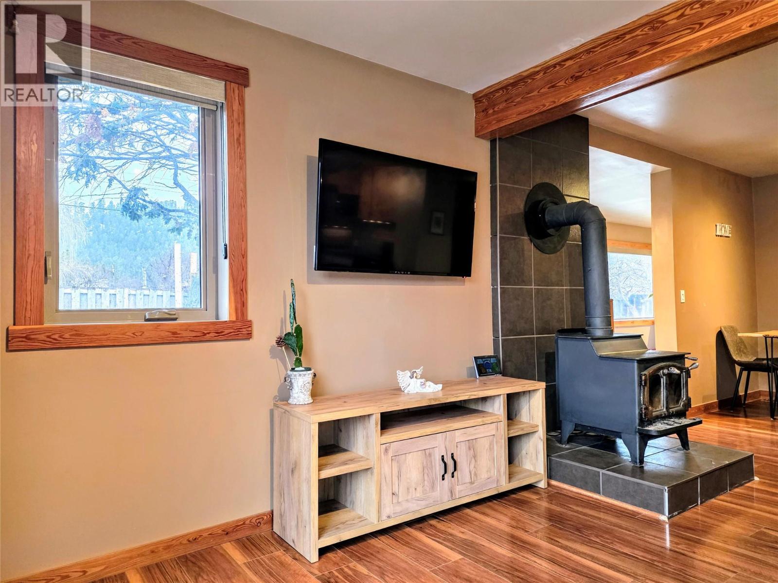 9215 Moffat Avenue, Invermere, British Columbia  V0A 1K5 - Photo 23 - 10372632