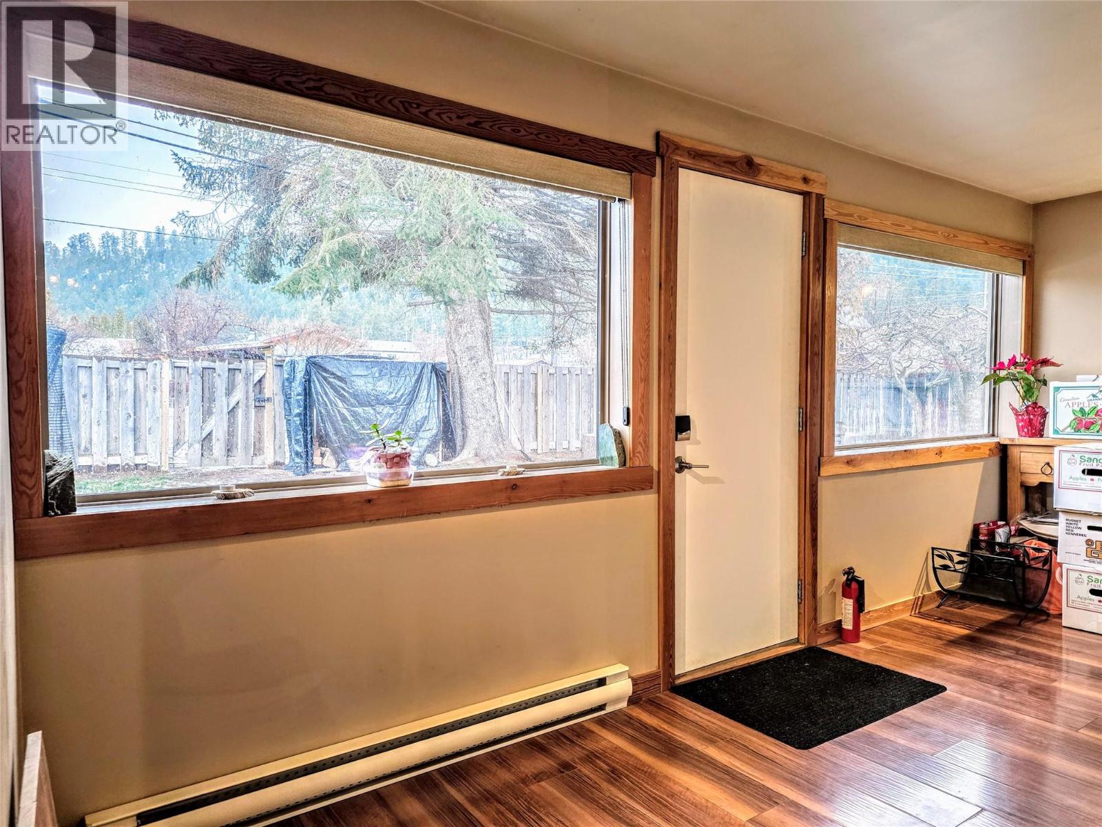 9215 Moffat Avenue, Invermere, British Columbia  V0A 1K5 - Photo 26 - 10372632