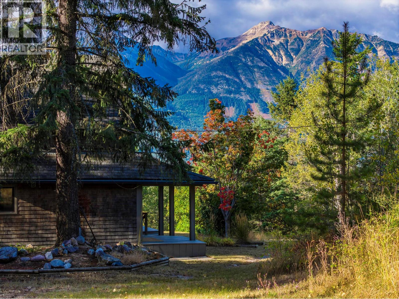 1615 Campbell Road, Golden, British Columbia  V0A 1H7 - Photo 78 - 10372773