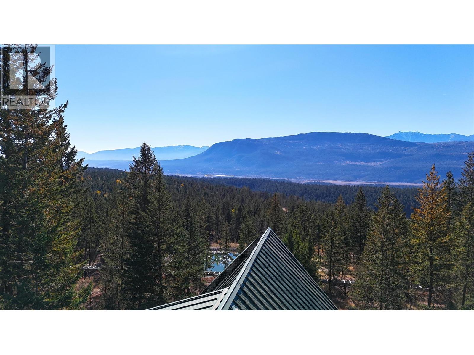 5285 Greenwood Road, Edgewater, British Columbia  V0A 1E0 - Photo 12 - 10370248