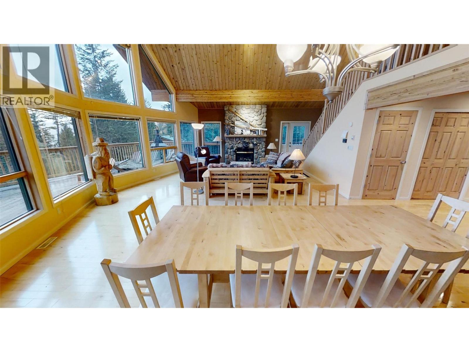 5285 Greenwood Road, Edgewater, British Columbia  V0A 1E0 - Photo 14 - 10370248