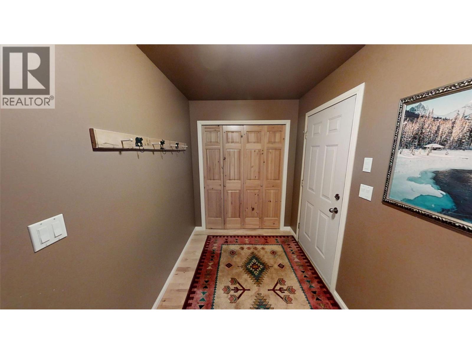 5285 Greenwood Road, Edgewater, British Columbia  V0A 1E0 - Photo 27 - 10370248