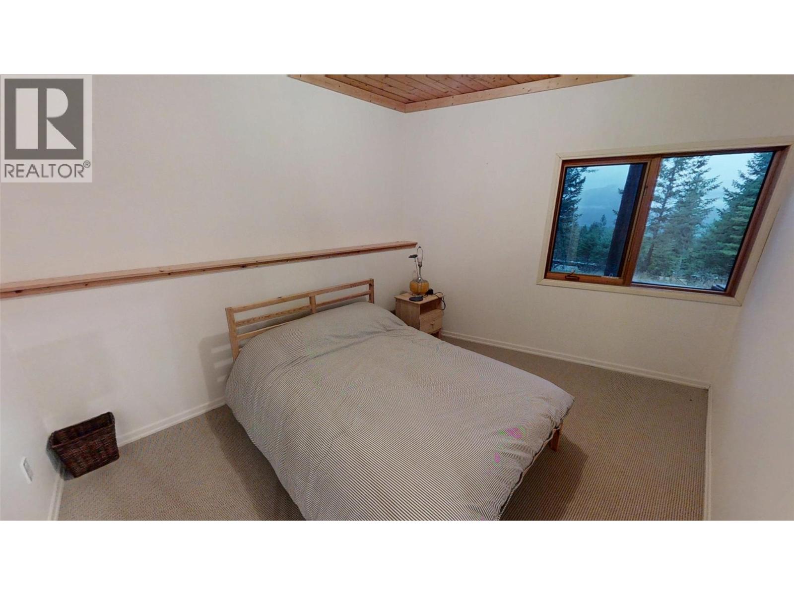 5285 Greenwood Road, Edgewater, British Columbia  V0A 1E0 - Photo 43 - 10370248