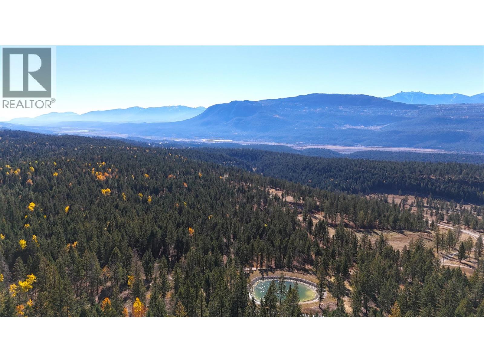 5285 Greenwood Road, Edgewater, British Columbia  V0A 1E0 - Photo 8 - 10370248