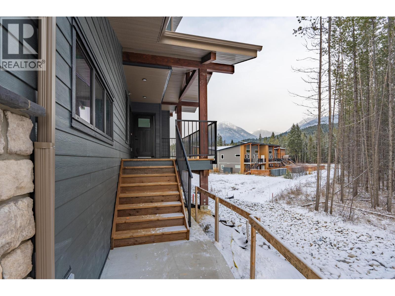 1444 Granite Drive Unit# 9, Golden, British Columbia  V0A 1H3 - Photo 3 - 10373152